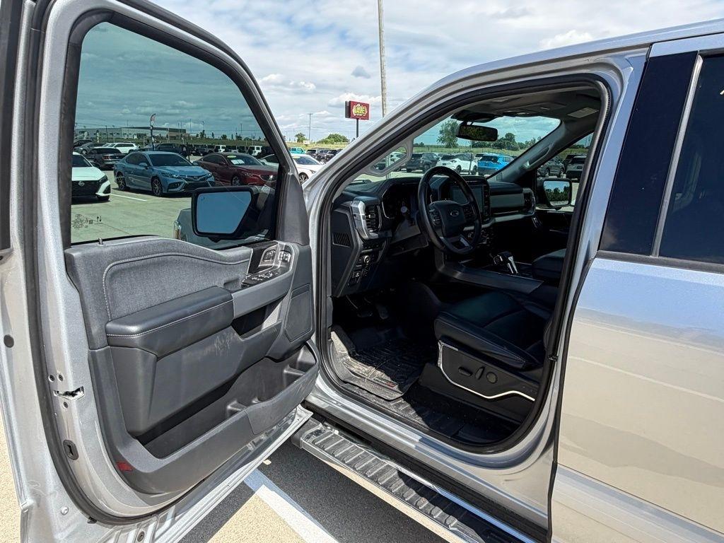 Ford F-150  2021