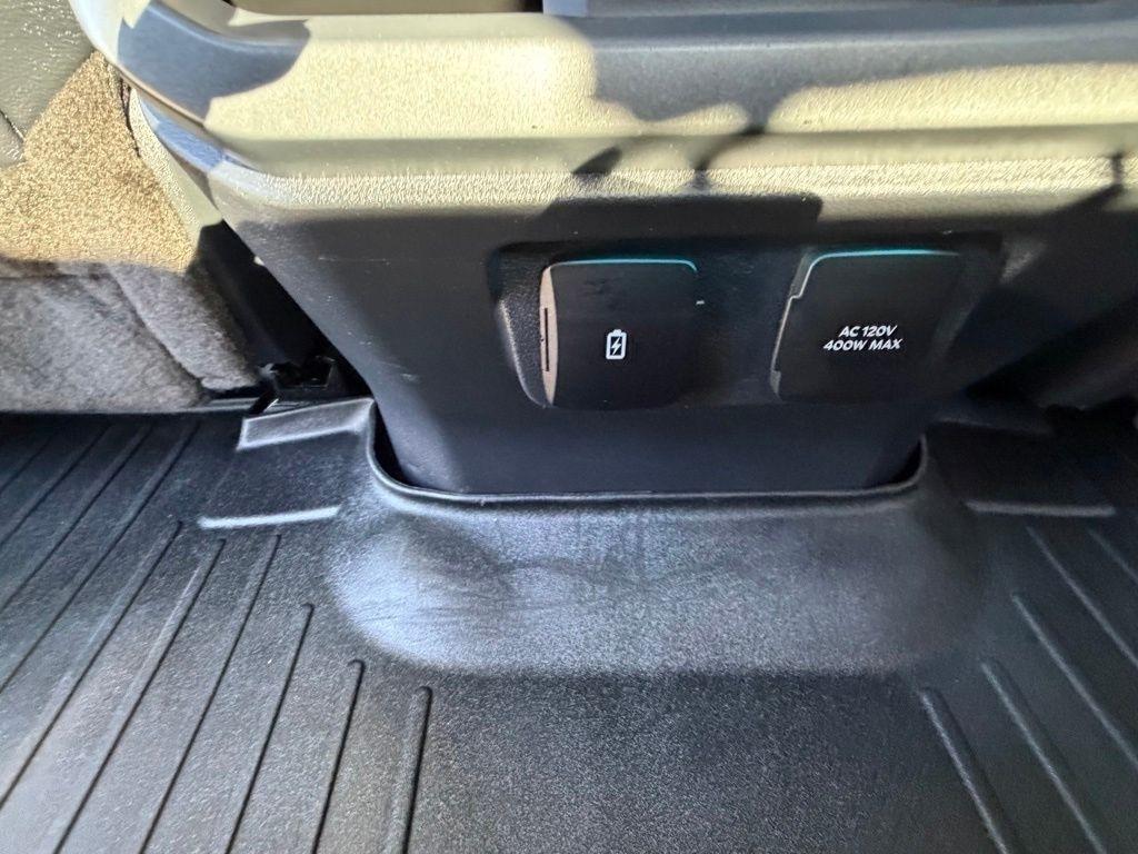 Ford F-150  2021