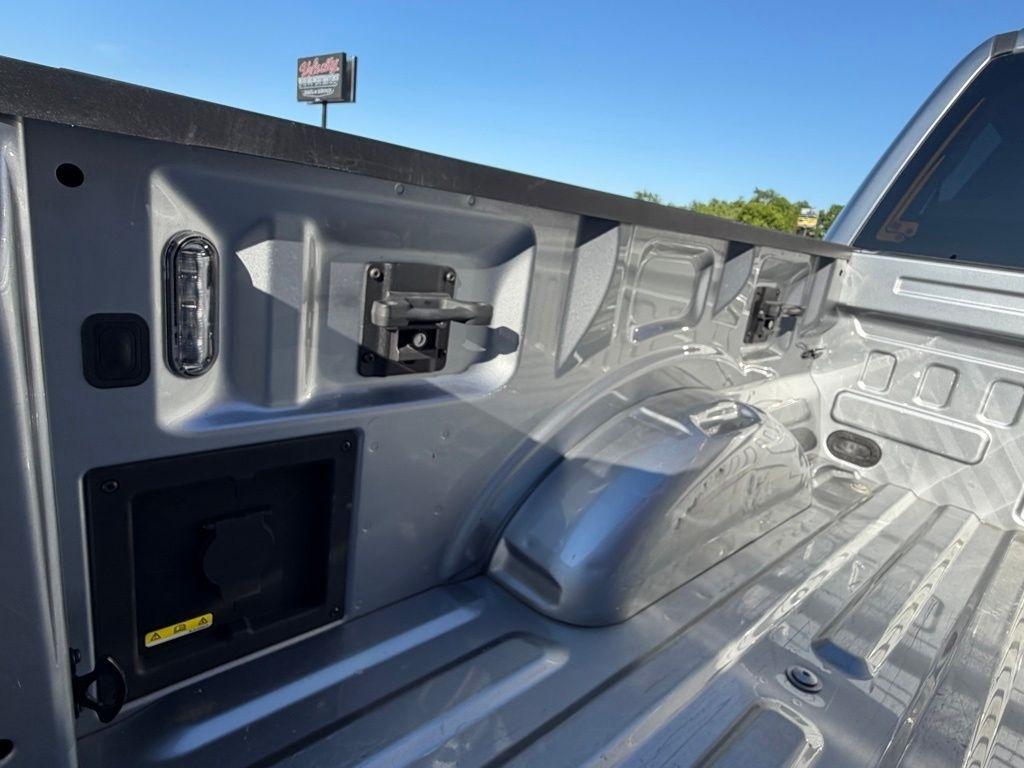 Ford F-150  2021