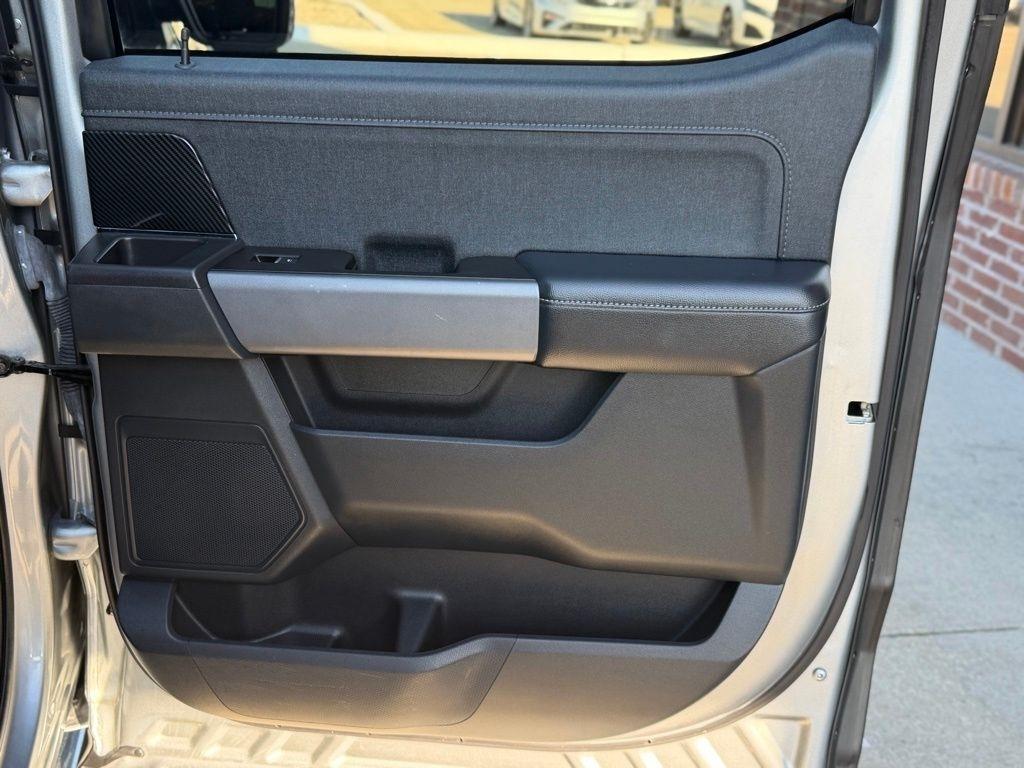 Ford F-150  2021