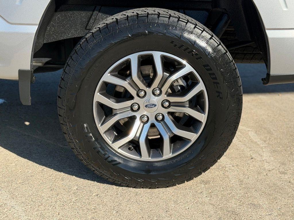 Ford F-150  2021