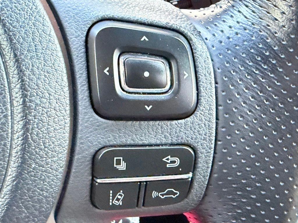 Lexus NX 300  2021