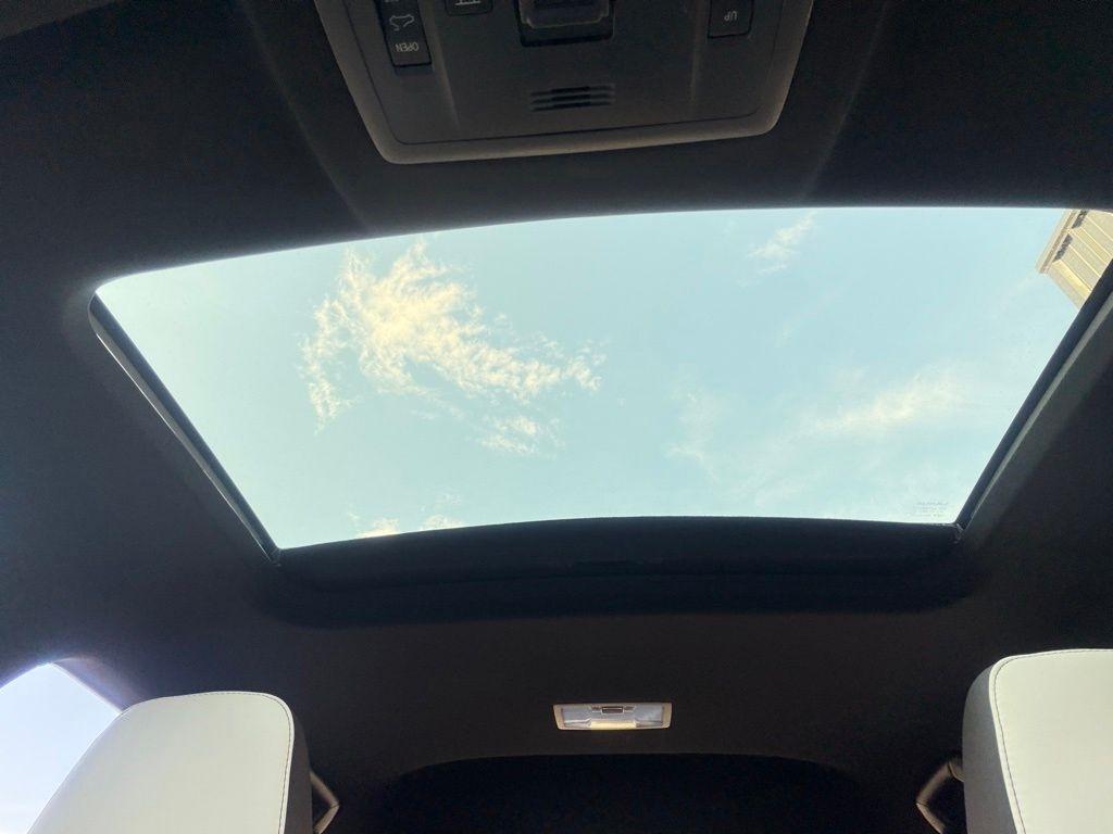 Lexus NX 300  2021