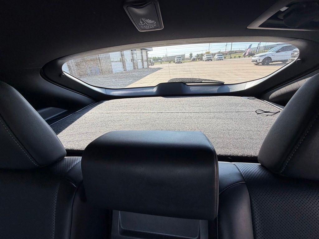 Lexus NX 300  2021