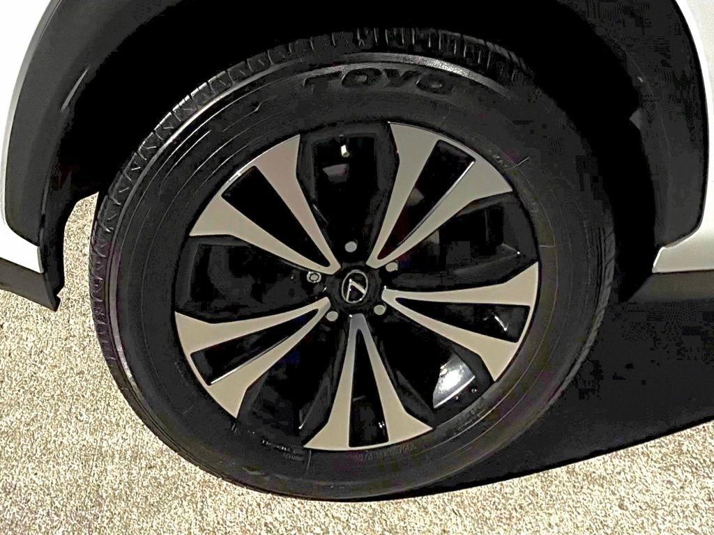 Lexus NX 300  2021