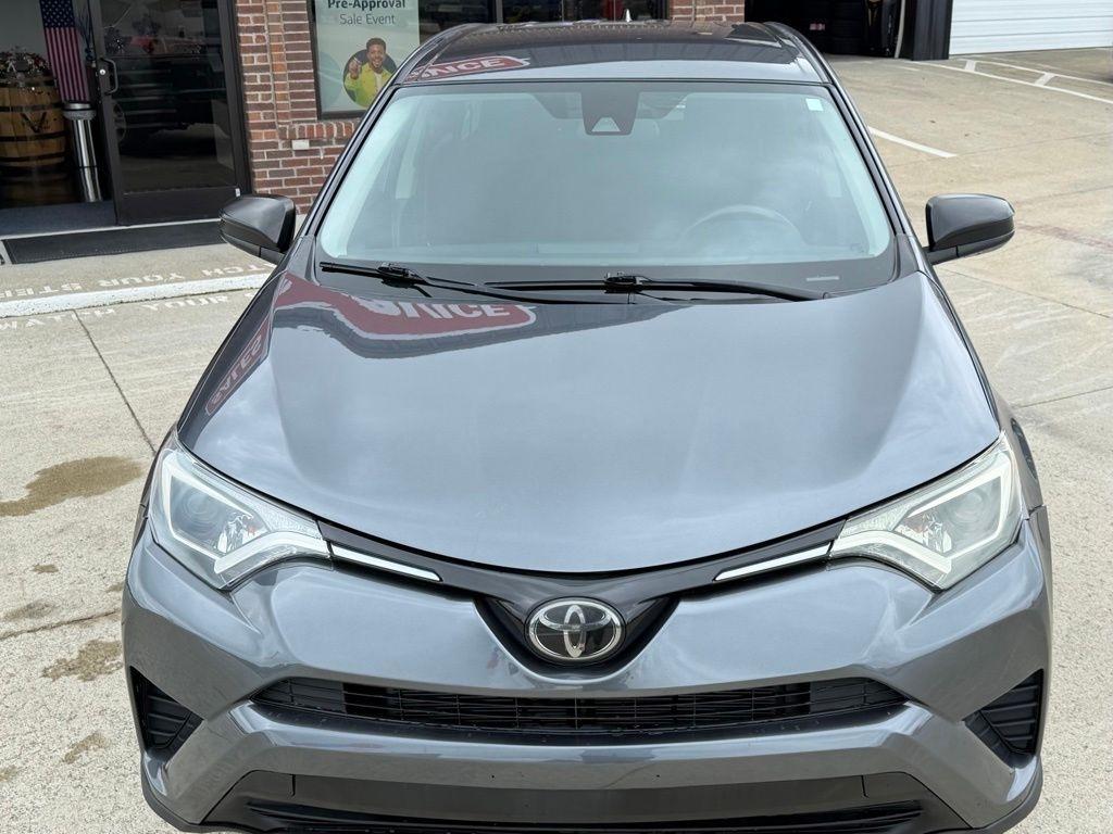 Toyota RAV4  2018
