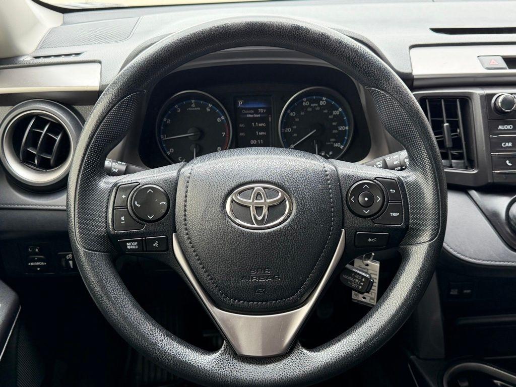 Toyota RAV4  2018