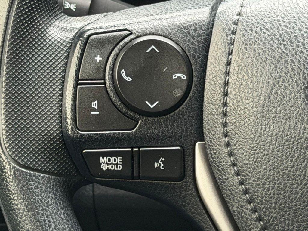 Toyota RAV4  2018