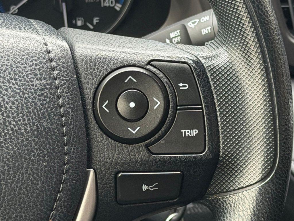 Toyota RAV4  2018