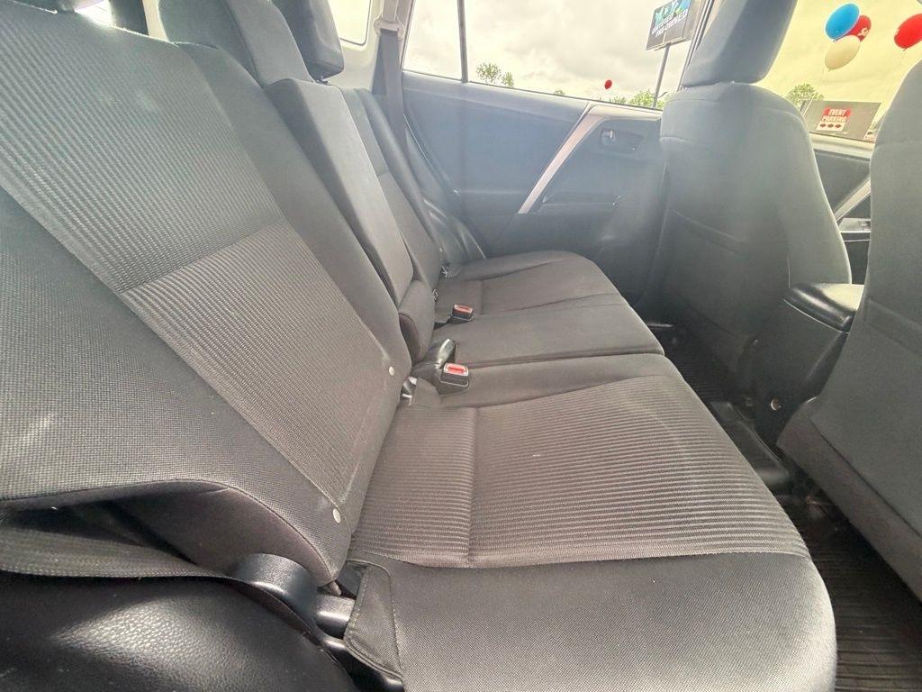 Toyota RAV4  2018