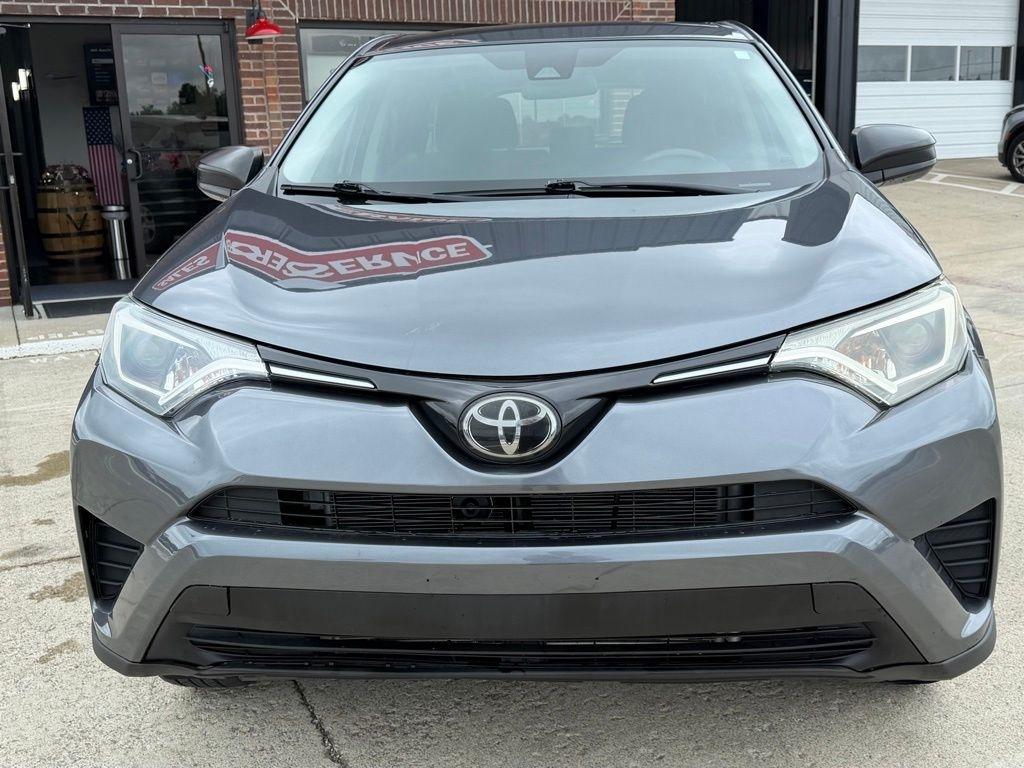 Toyota RAV4  2018