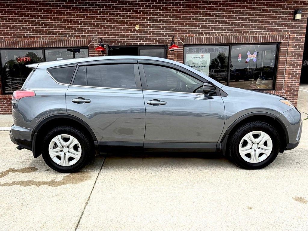 Toyota RAV4  2018