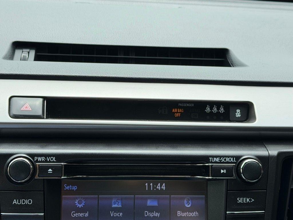 Toyota RAV4  2018