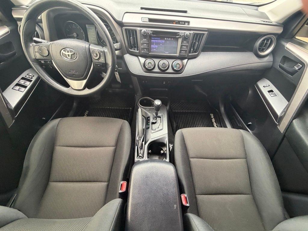 Toyota RAV4  2018
