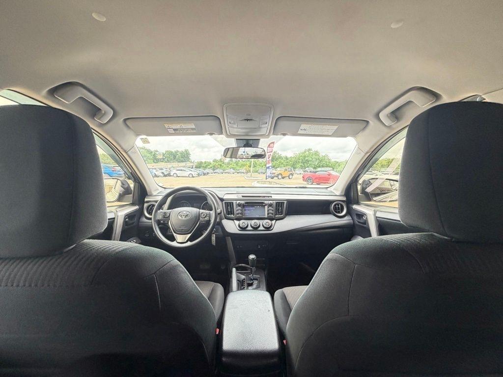 Toyota RAV4  2018