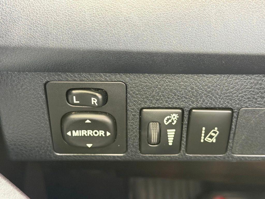 Toyota RAV4  2018