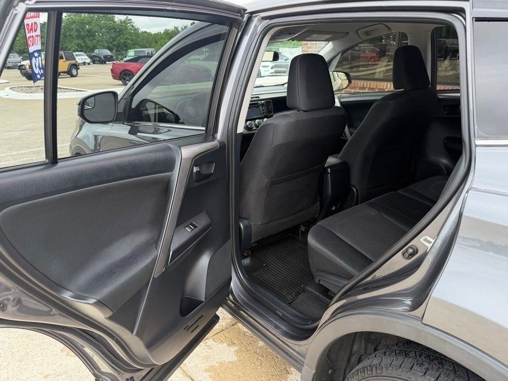 Toyota RAV4  2018