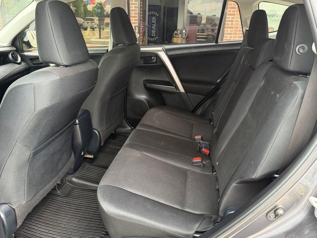 Toyota RAV4  2018