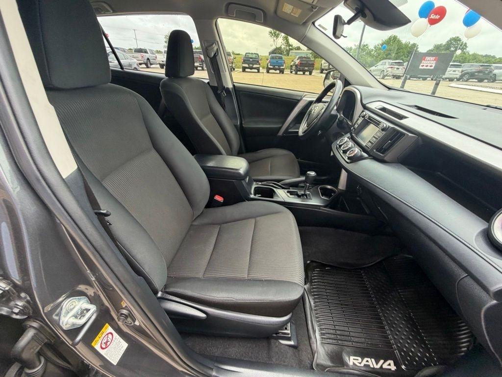 Toyota RAV4  2018
