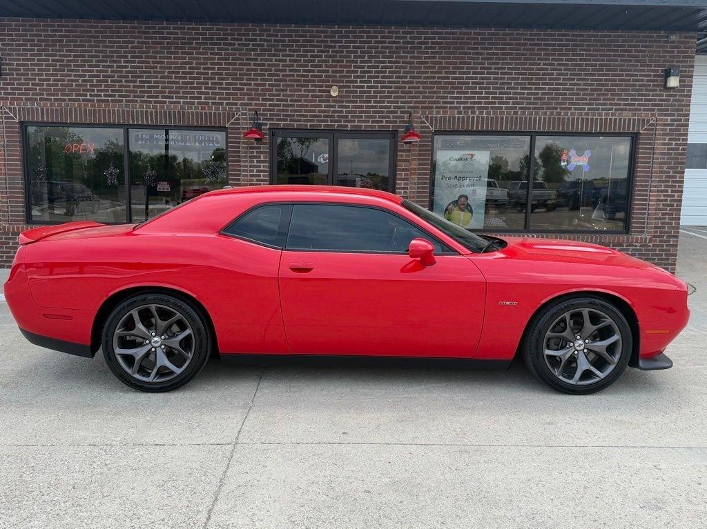 Dodge Challenger  2019