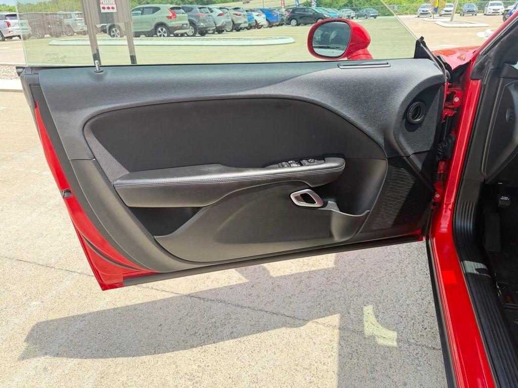 Dodge Challenger  2019