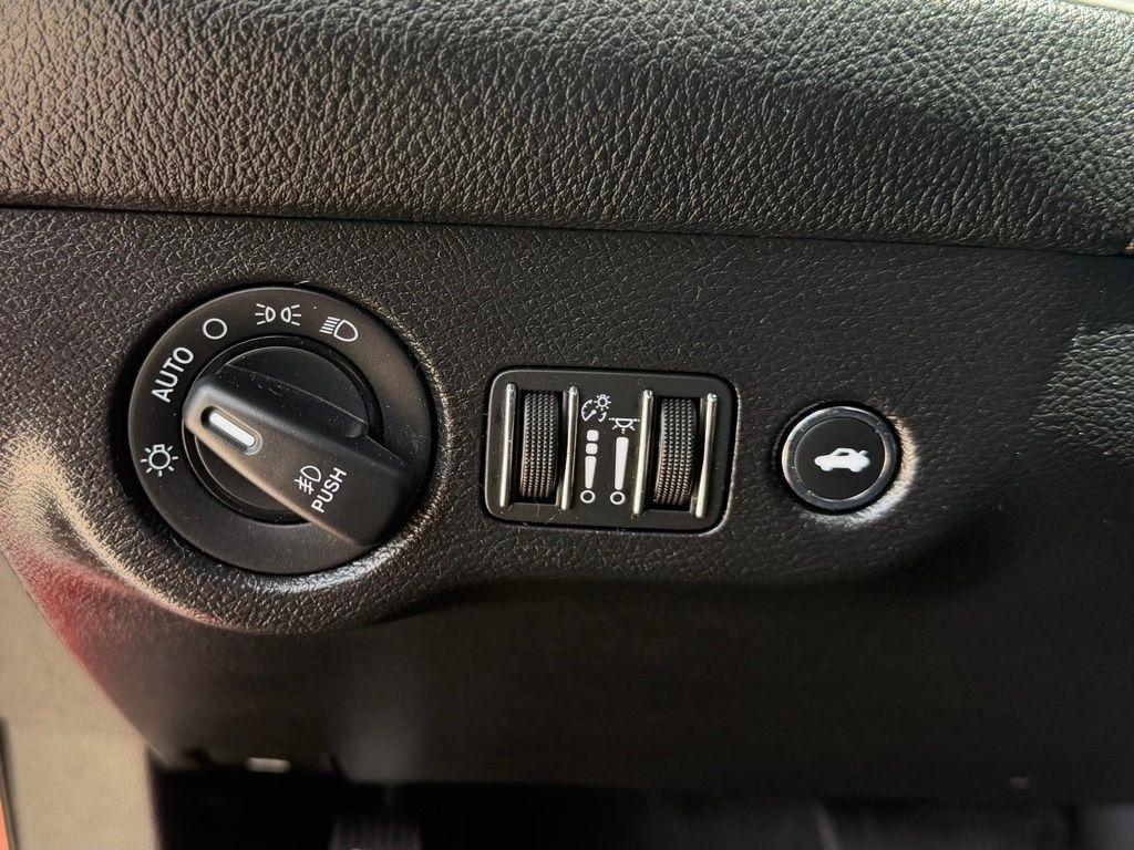 Dodge Challenger  2019