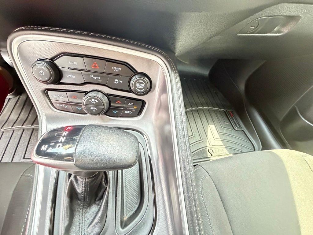 Dodge Challenger  2019