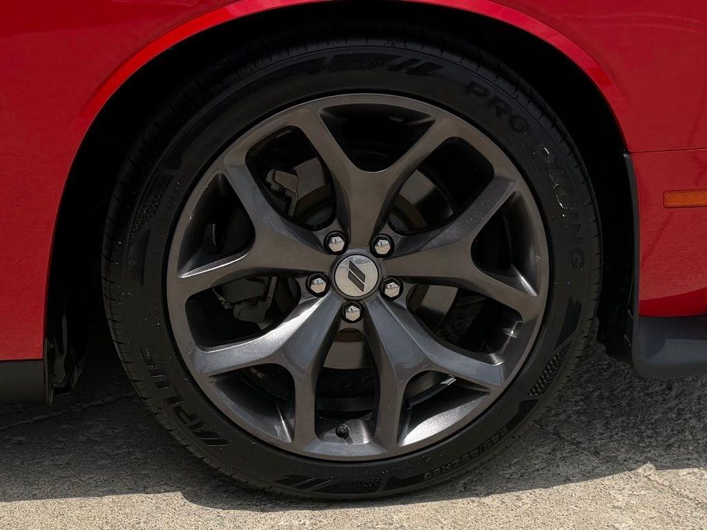 Dodge Challenger  2019
