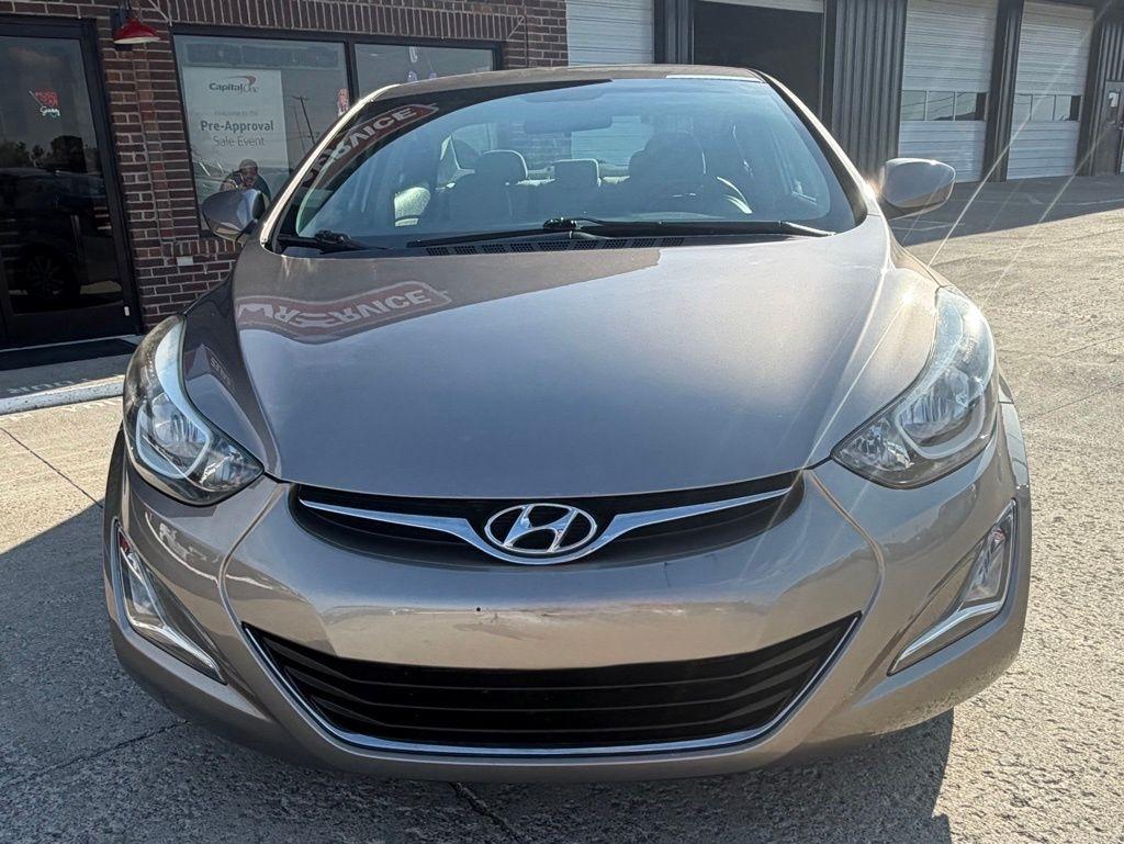 Hyundai Elantra  2016