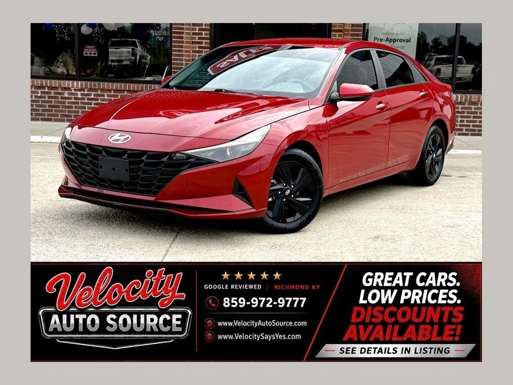 Hyundai Elantra  2023