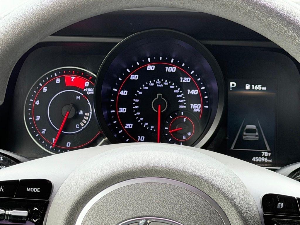 Hyundai Elantra  2023