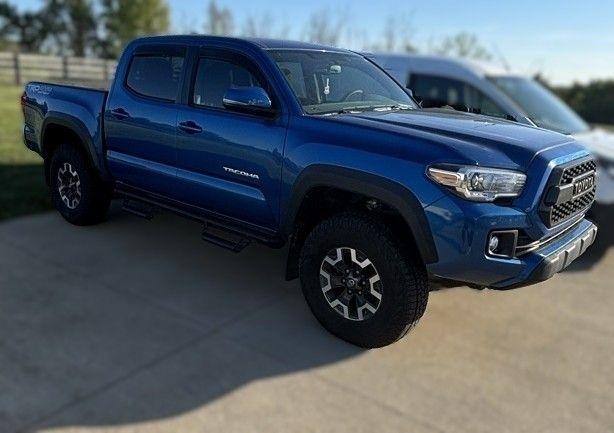 Toyota Tacoma  2017