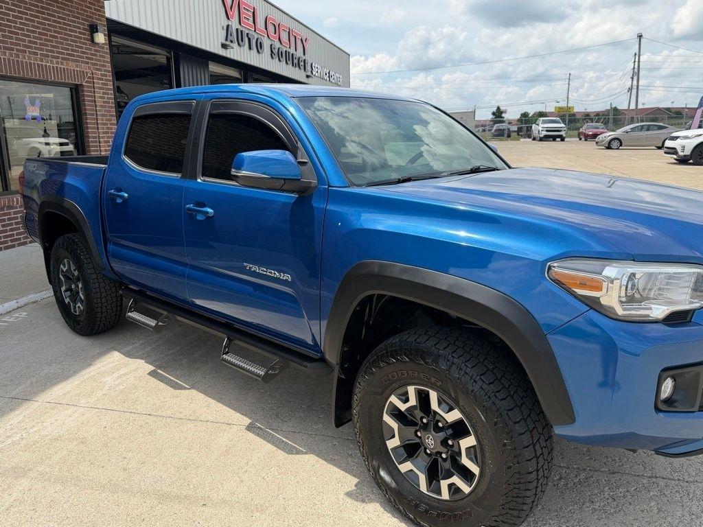 Toyota Tacoma  2017