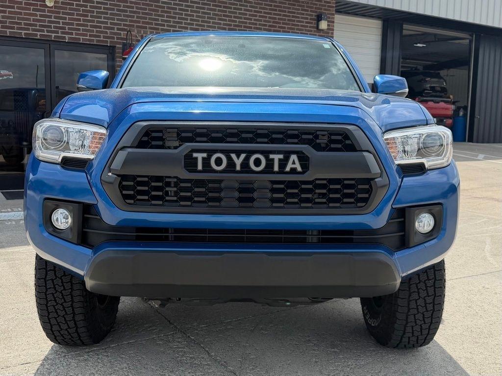 Toyota Tacoma  2017