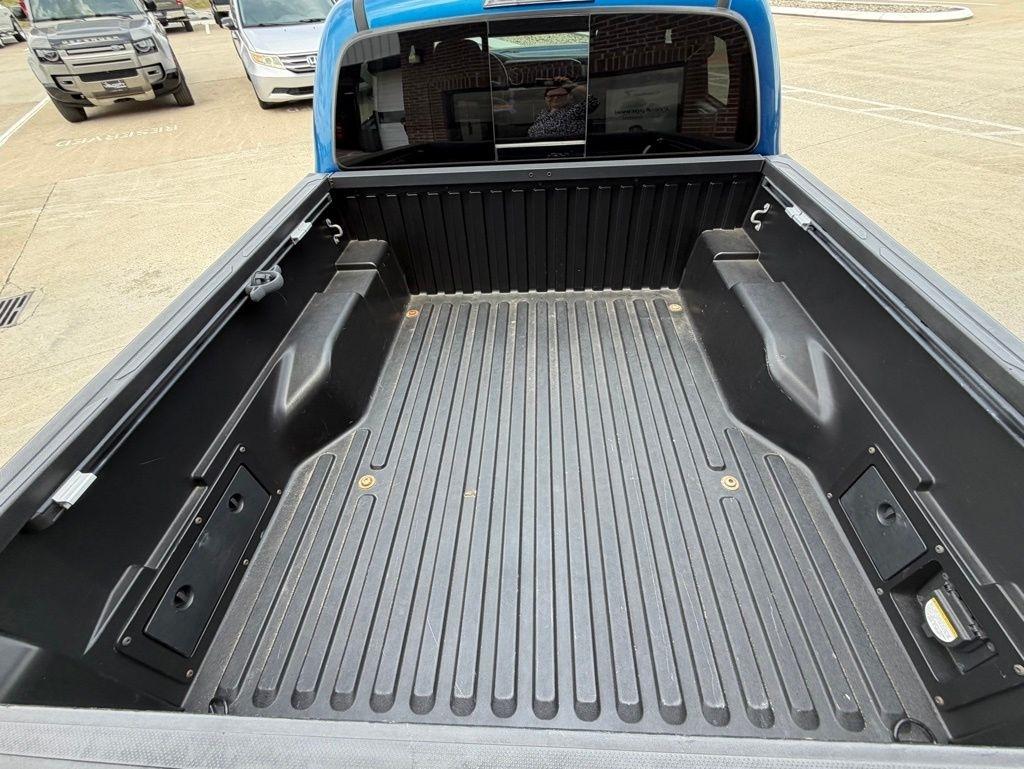 Toyota Tacoma  2017