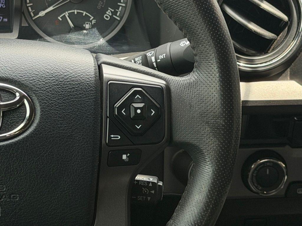 Toyota Tacoma  2017