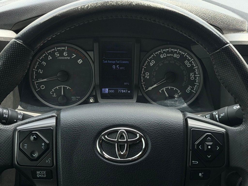 Toyota Tacoma  2017