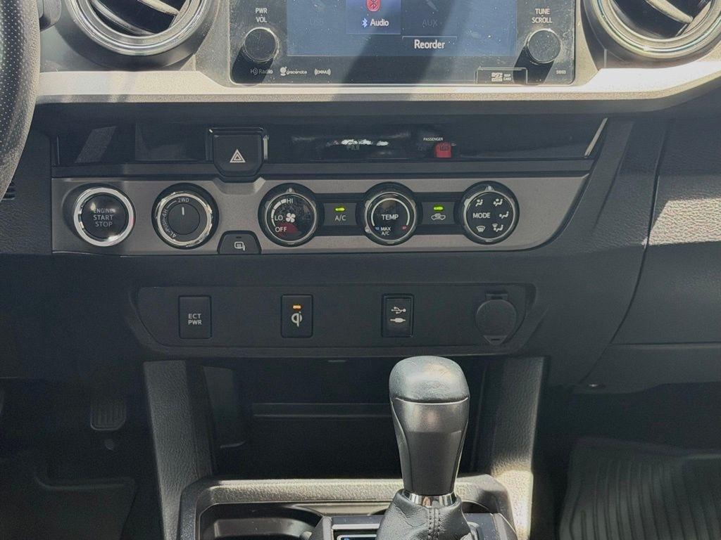 Toyota Tacoma  2017
