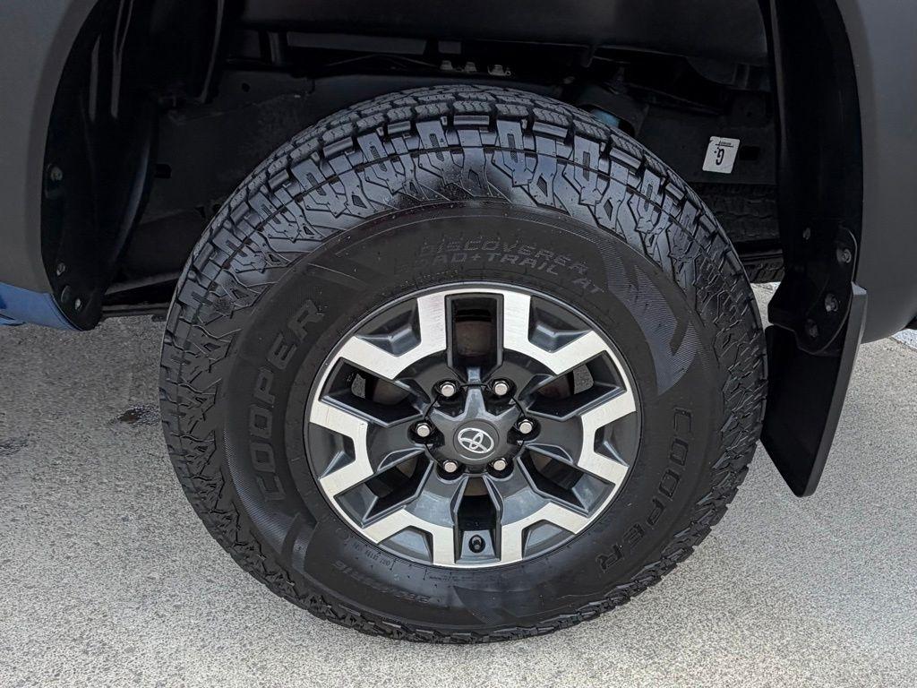 Toyota Tacoma  2017