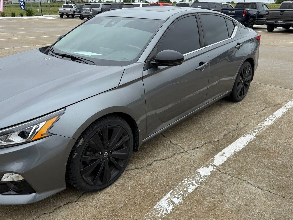 Nissan Altima  2022