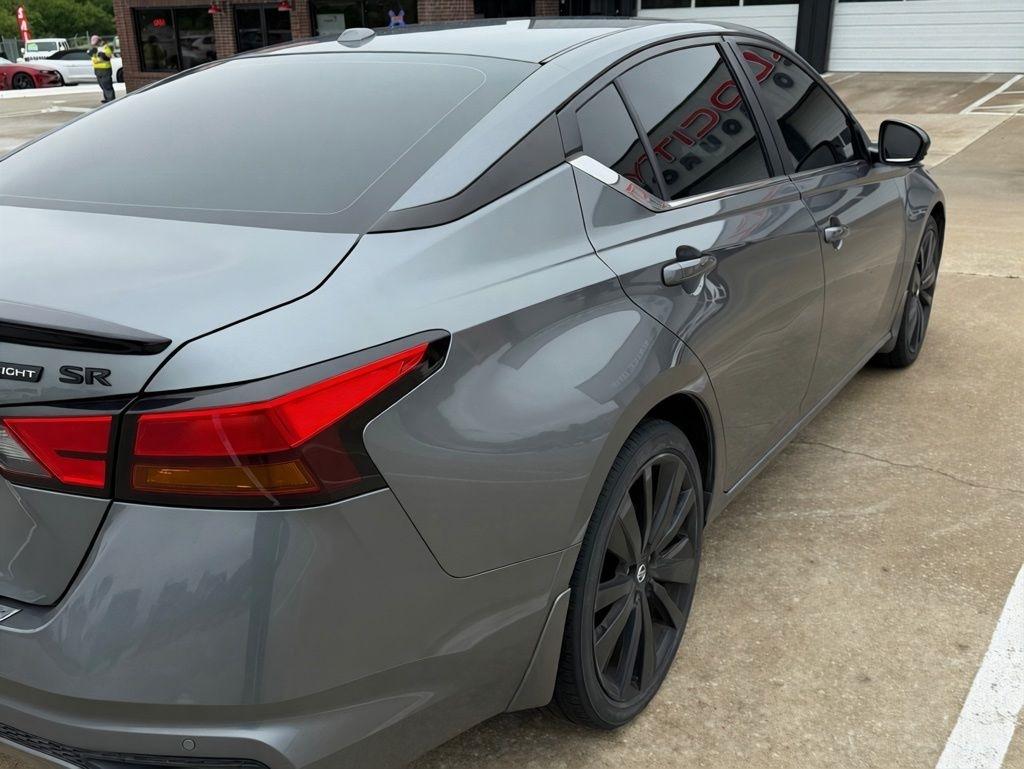 Nissan Altima  2022