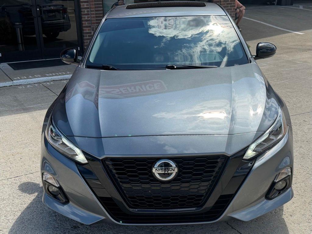 Nissan Altima  2022