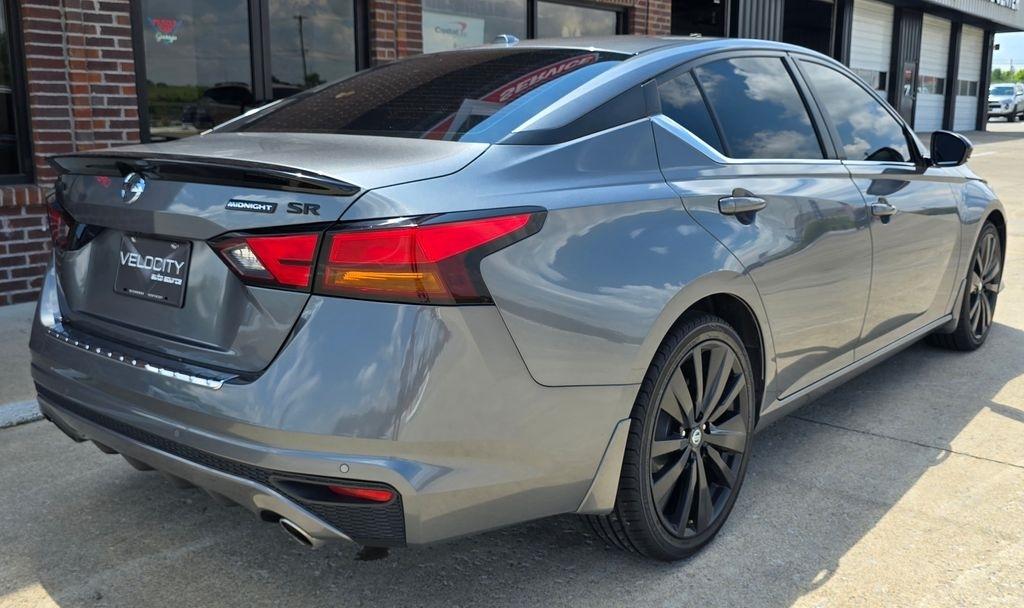 Nissan Altima  2022
