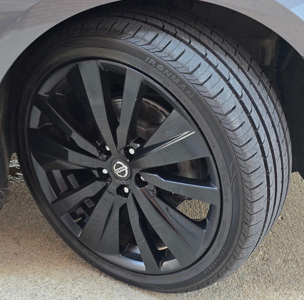 Nissan Altima  2022