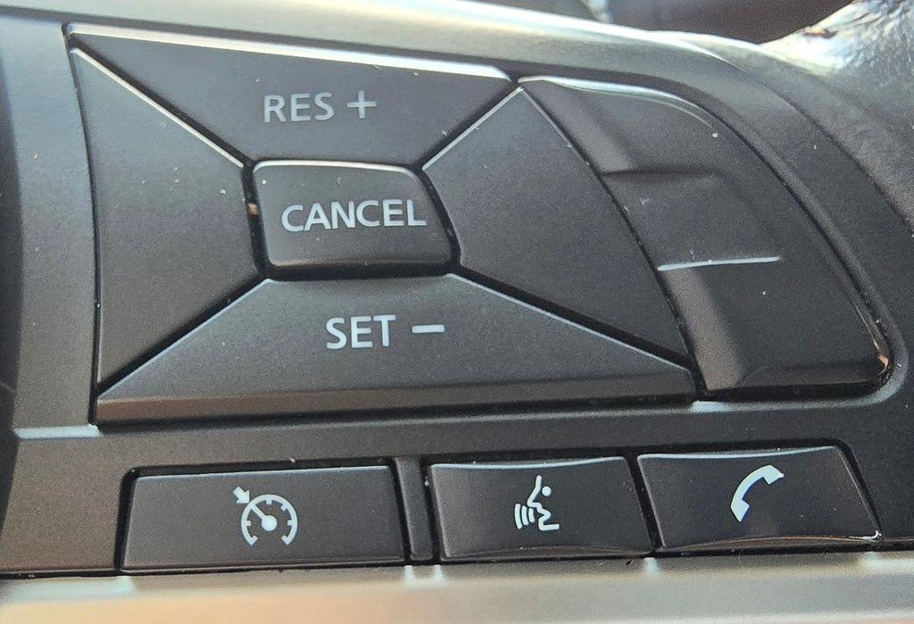 Nissan Altima  2022