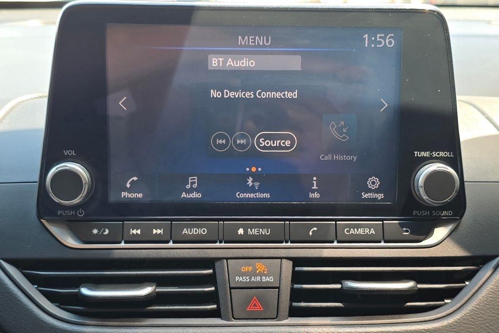 Nissan Altima  2022