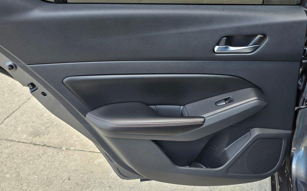 Nissan Altima  2022