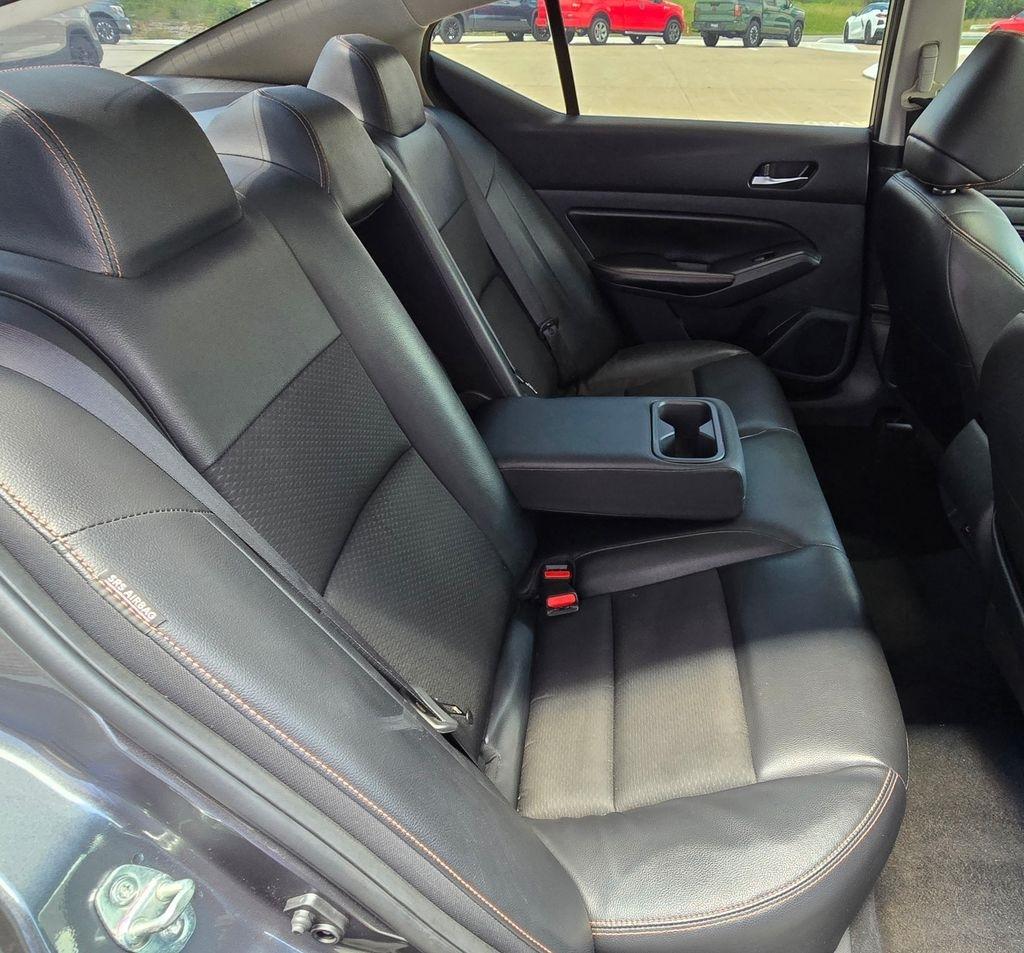 Nissan Altima  2022