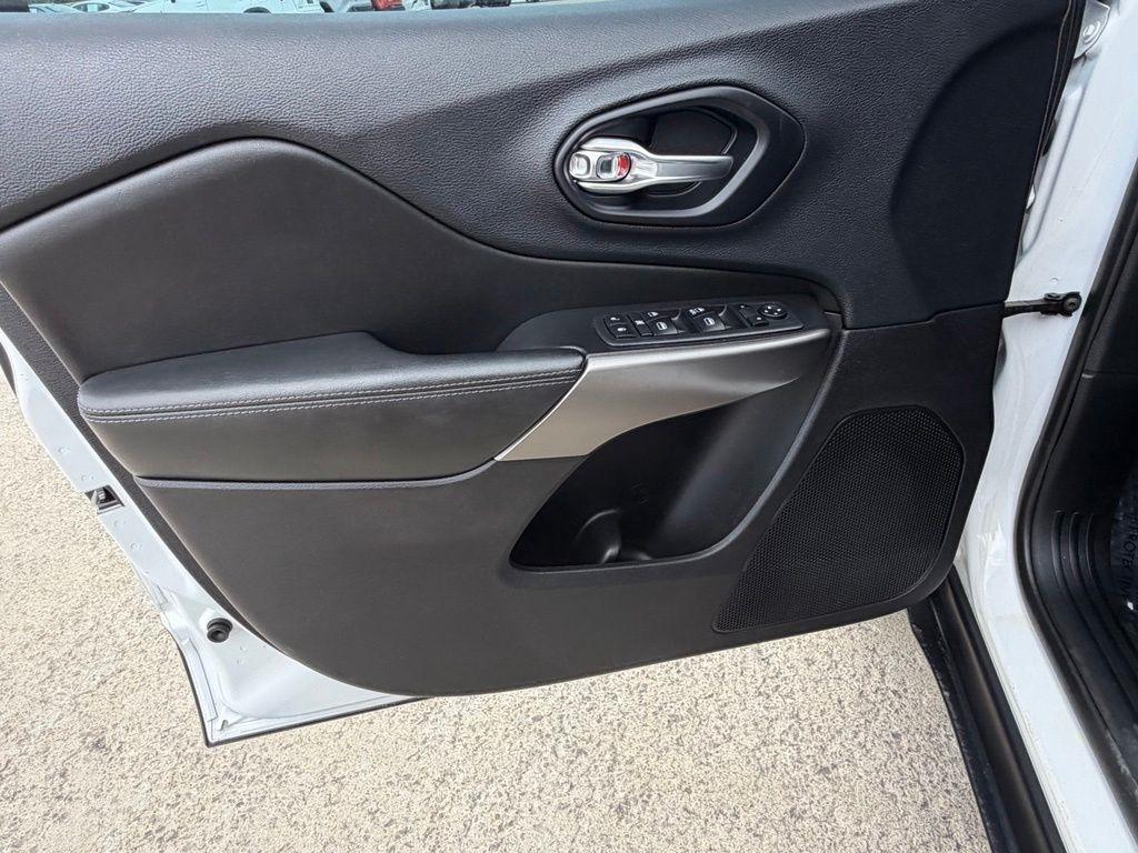 Jeep Cherokee  2019