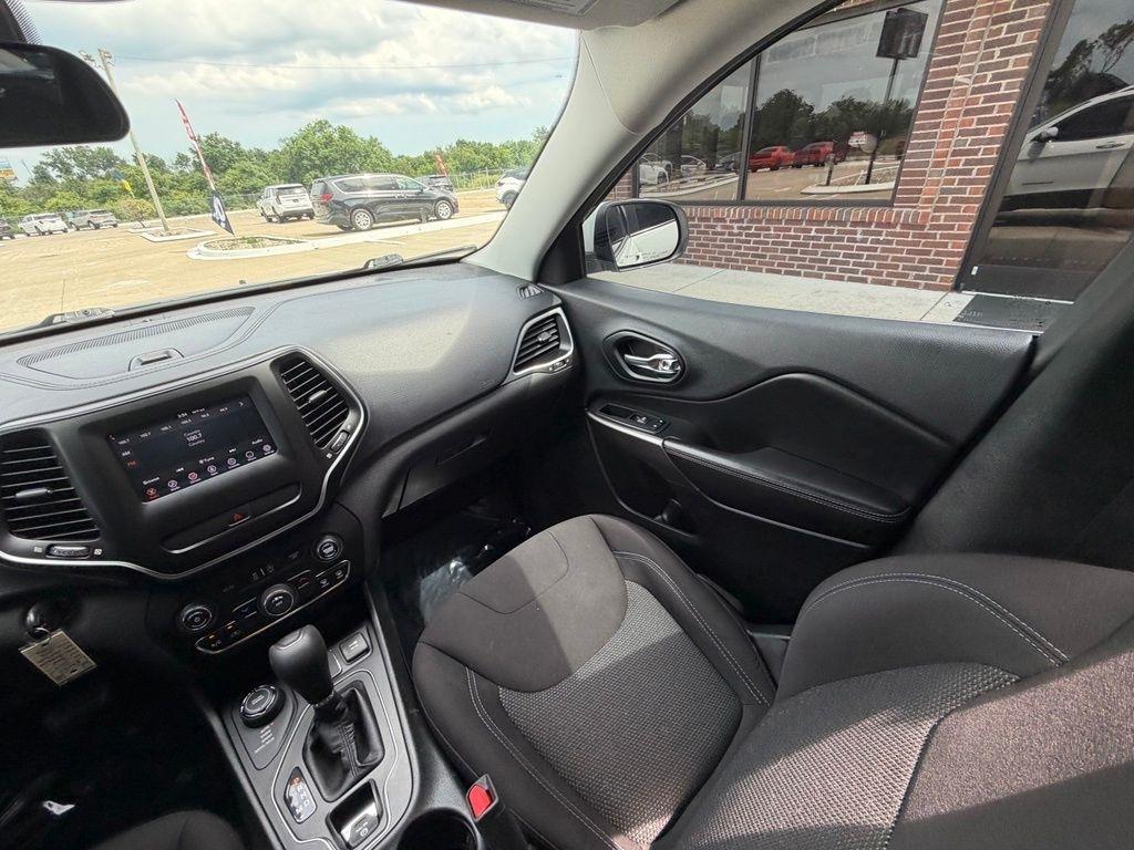 Jeep Cherokee  2019